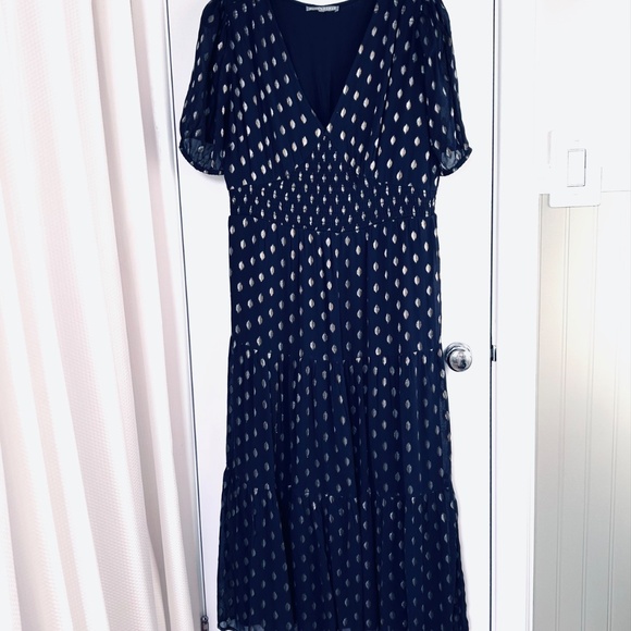 Oliver Bonas  Navy & Gold Metallic on Chiffon - Dress Size 8 - Picture 11 of 11